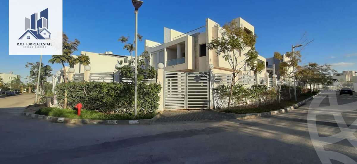 https://aqarmap.com.eg/ar/listing/4094009-for-sale-cairo-6th-of-october-compounds-cleopatra-square