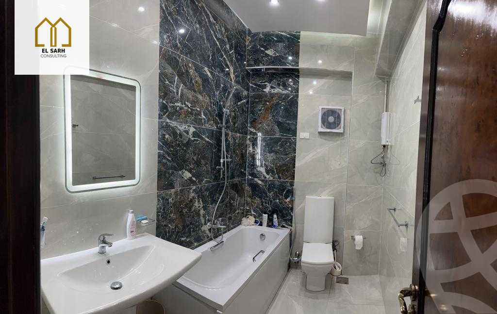 https://aqarmap.com.eg/ar/listing/4153734-for-sale-cairo-new-cairo-ltjm-lkhms-el-ahyaa-first-neighborhood-no-7