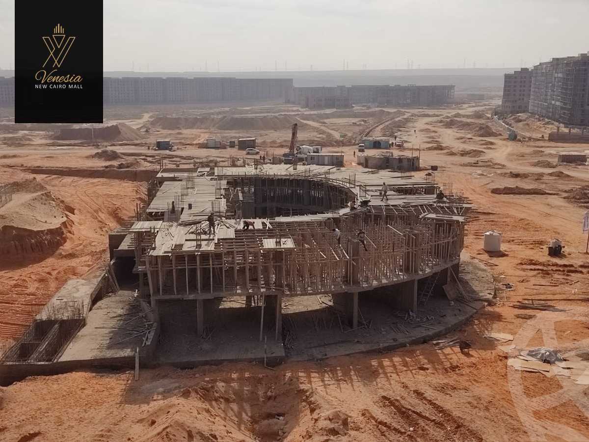https://aqarmap.com.eg/en/listing/3902444-for-sale-cairo-new-cairo-compounds-venesia-mall