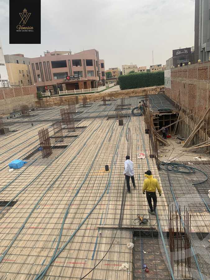 https://aqarmap.com.eg/en/listing/4034869-for-sale-cairo-new-cairo-compounds-venesia-mall
