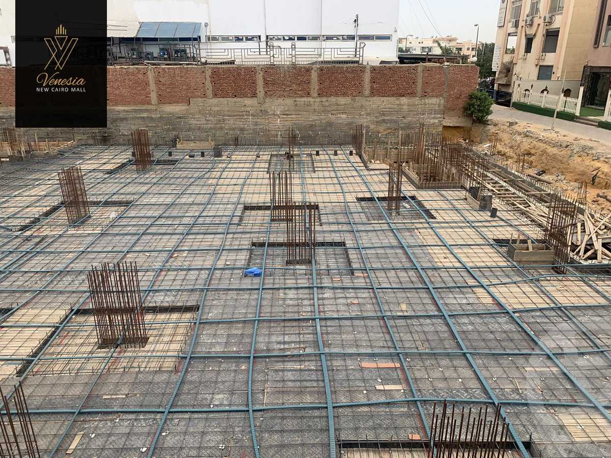 https://aqarmap.com.eg/en/listing/4034869-for-sale-cairo-new-cairo-compounds-venesia-mall