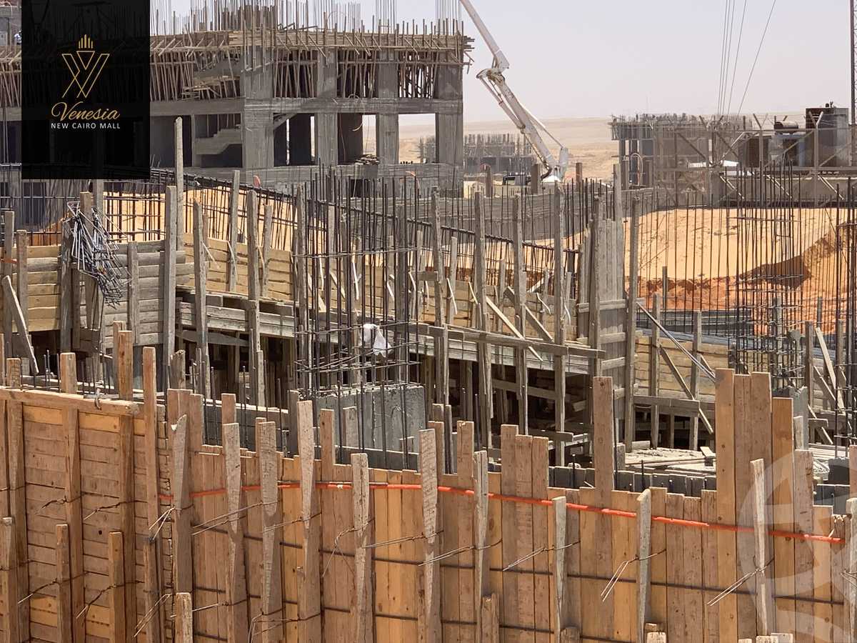 https://aqarmap.com.eg/en/listing/4340039-for-sale-cairo-new-capital-r7-venesia-mall