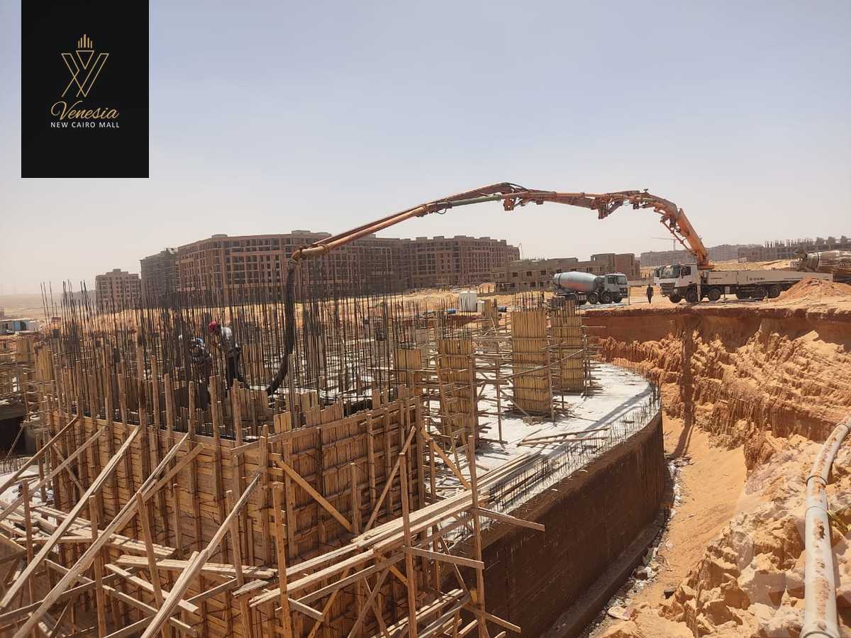 https://aqarmap.com.eg/en/listing/4356525-for-sale-cairo-new-capital-r7-venesia-mall