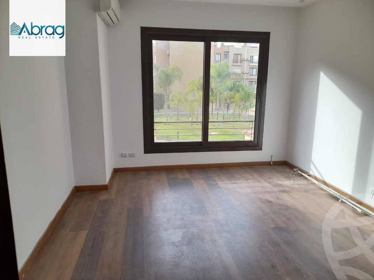 https://aqarmap.com.eg/ar/listing/3862549-for-sale-cairo-el-sheikh-zayed-city-compounds-in-sheikh-zayed-casa