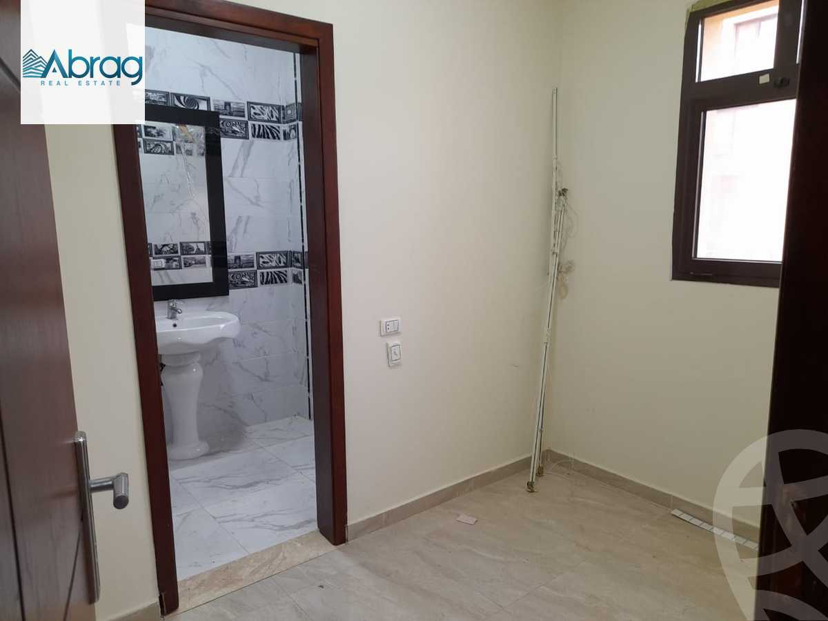 https://aqarmap.com.eg/ar/listing/3862549-for-sale-cairo-el-sheikh-zayed-city-compounds-in-sheikh-zayed-casa