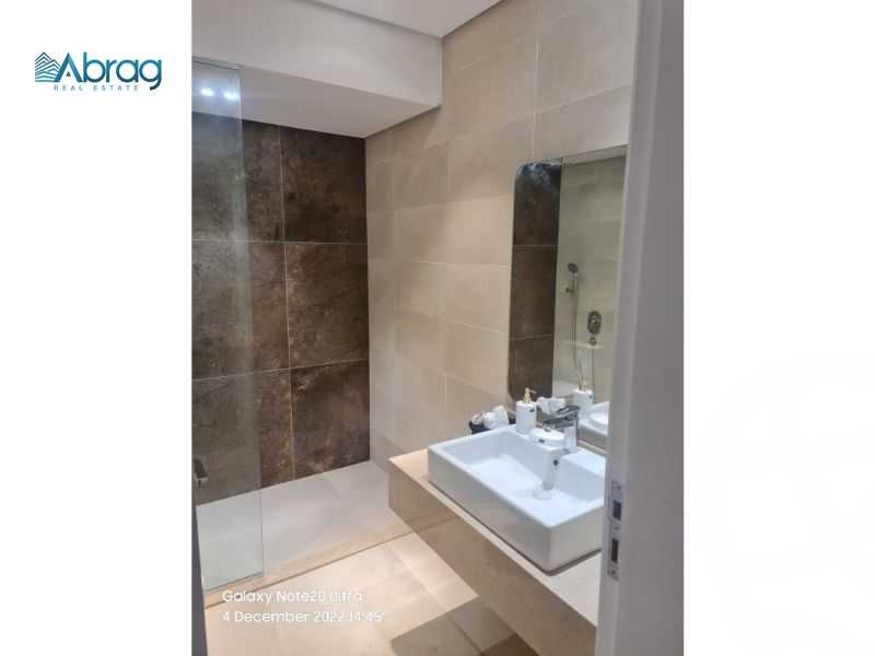 https://aqarmap.com.eg/ar/listing/3892348-for-sale-cairo-el-sheikh-zayed-city-compounds-kmbwnd-fyldj-wyst-dr-llttwyr