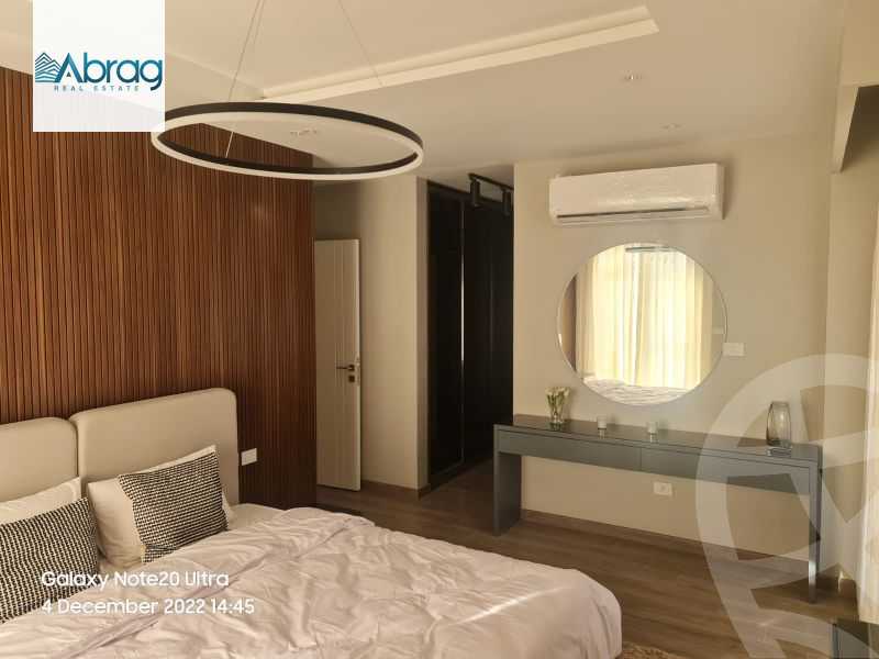 https://aqarmap.com.eg/ar/listing/3892348-for-sale-cairo-el-sheikh-zayed-city-compounds-kmbwnd-fyldj-wyst-dr-llttwyr