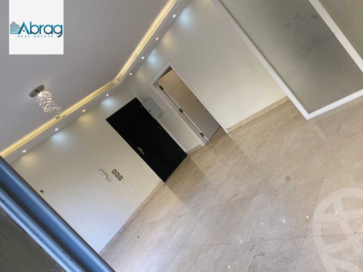 https://aqarmap.com.eg/ar/listing/4002133-for-rent-cairo-6th-of-october-compound-palm-parks