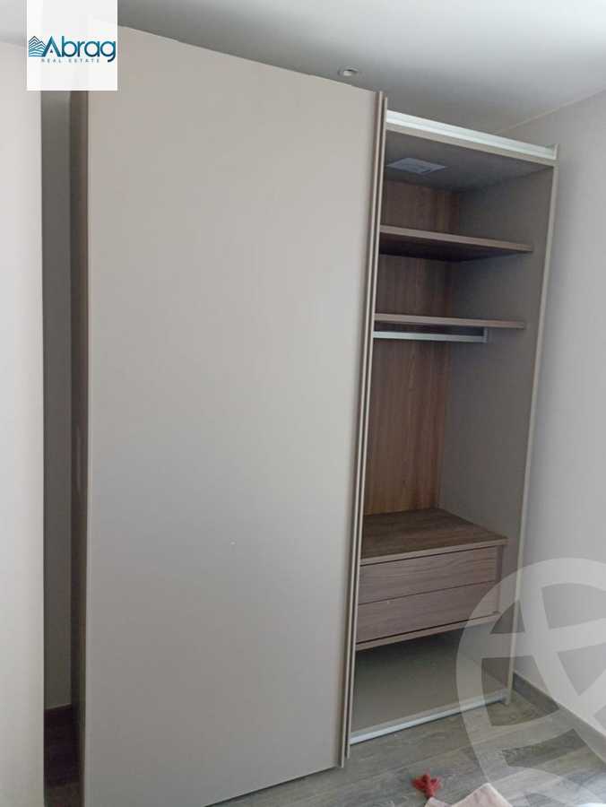 https://aqarmap.com.eg/ar/listing/4046363-for-sale-cairo-el-sheikh-zayed-city-compounds-brj-zyd-wr-llttwyr