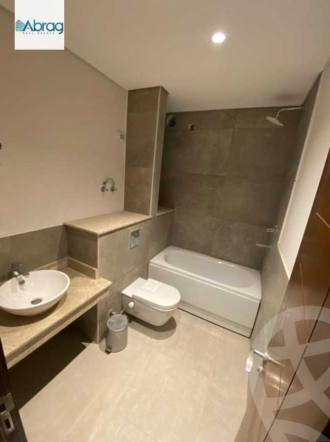 https://aqarmap.com.eg/ar/listing/4046363-for-sale-cairo-el-sheikh-zayed-city-compounds-brj-zyd-wr-llttwyr