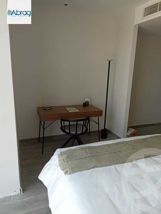 https://aqarmap.com.eg/ar/listing/4046363-for-sale-cairo-el-sheikh-zayed-city-compounds-brj-zyd-wr-llttwyr