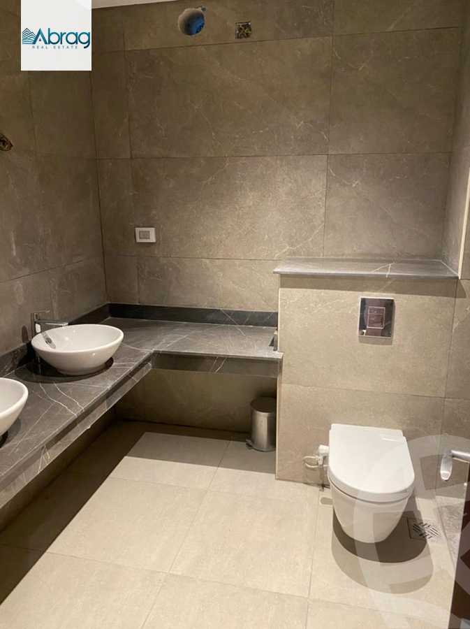 https://aqarmap.com.eg/ar/listing/4046363-for-sale-cairo-el-sheikh-zayed-city-compounds-brj-zyd-wr-llttwyr