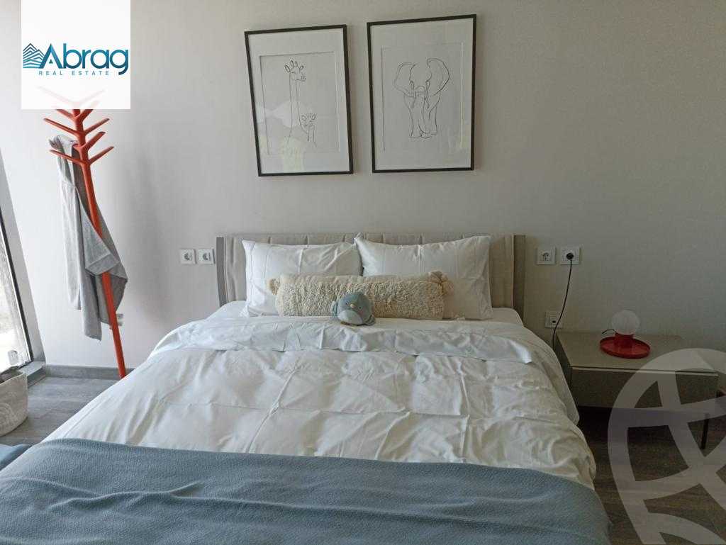 https://aqarmap.com.eg/ar/listing/4046363-for-sale-cairo-el-sheikh-zayed-city-compounds-brj-zyd-wr-llttwyr