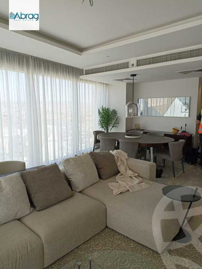 https://aqarmap.com.eg/ar/listing/4046363-for-sale-cairo-el-sheikh-zayed-city-compounds-brj-zyd-wr-llttwyr