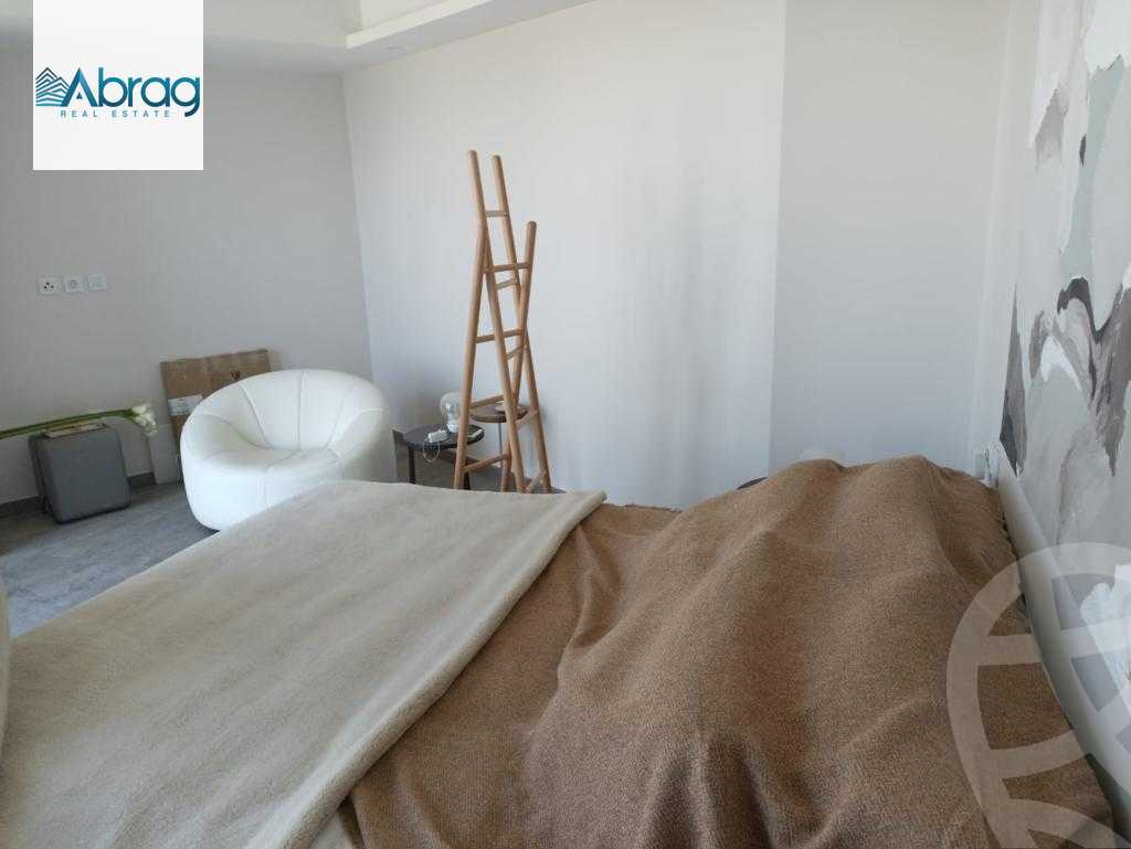 https://aqarmap.com.eg/ar/listing/4046363-for-sale-cairo-el-sheikh-zayed-city-compounds-brj-zyd-wr-llttwyr