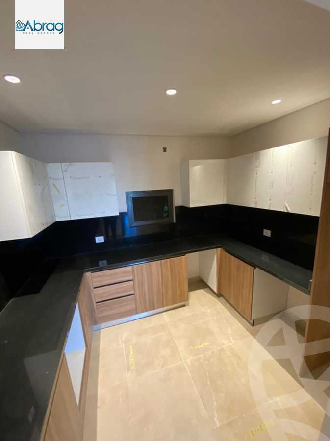 https://aqarmap.com.eg/ar/listing/4132480-for-sale-cairo-el-sheikh-zayed-city-compounds-brj-zyd-wr-llttwyr