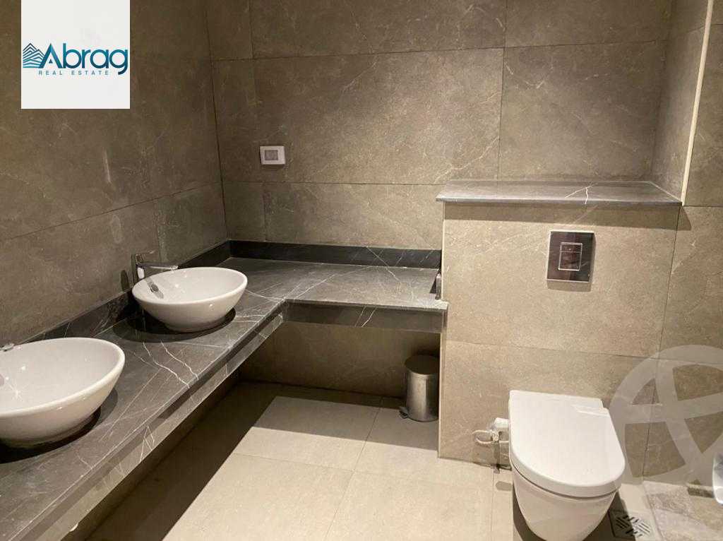 https://aqarmap.com.eg/ar/listing/4132480-for-sale-cairo-el-sheikh-zayed-city-compounds-brj-zyd-wr-llttwyr
