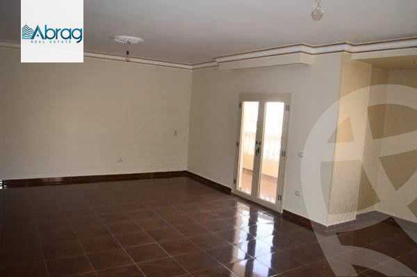 https://aqarmap.com.eg/ar/listing/4138639-for-rent-cairo-el-sheikh-zayed-city-compounds-in-sheikh-zayed-beverly-hills