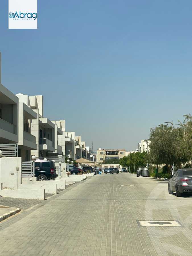 https://aqarmap.com.eg/en/listing/4154072-for-sale-cairo-6th-of-october-compounds-cleopatra-square