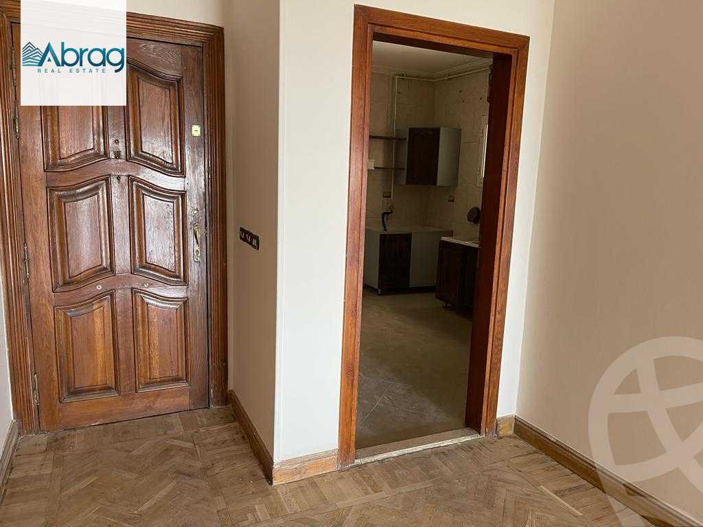 https://aqarmap.com.eg/en/listing/4168031-for-sale-cairo-el-sheikh-zayed-city-compounds-in-sheikh-zayed-zayed-2000
