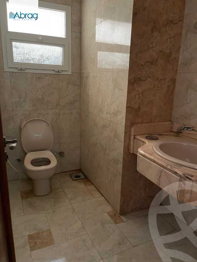 https://aqarmap.com.eg/en/listing/4168031-for-sale-cairo-el-sheikh-zayed-city-compounds-in-sheikh-zayed-zayed-2000