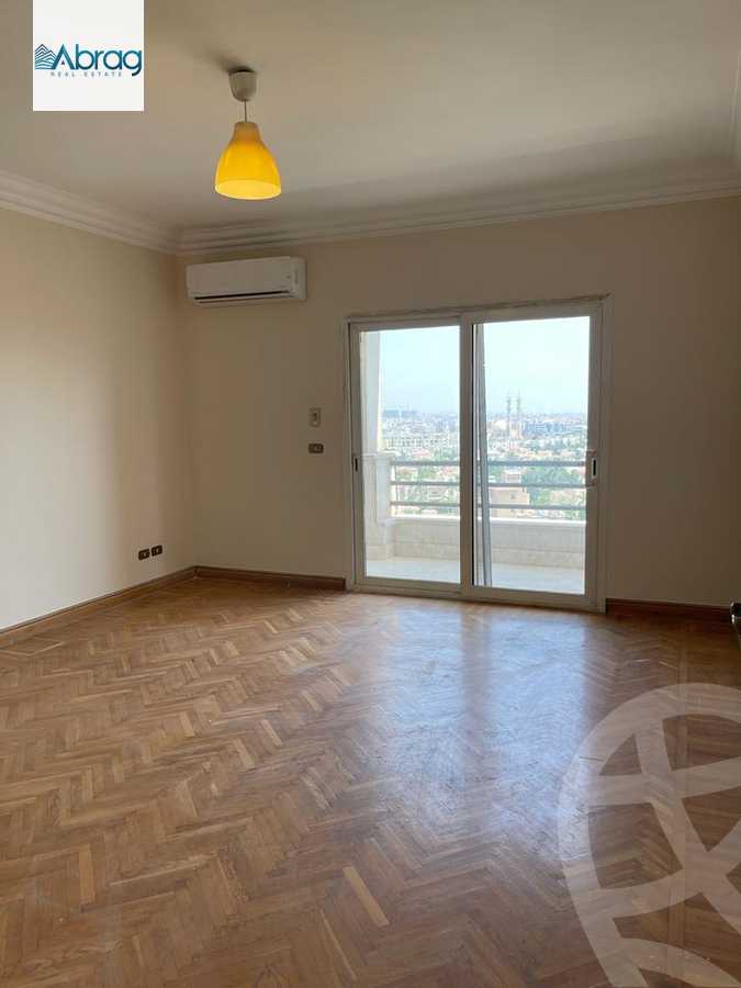 https://aqarmap.com.eg/en/listing/4168031-for-sale-cairo-el-sheikh-zayed-city-compounds-in-sheikh-zayed-zayed-2000