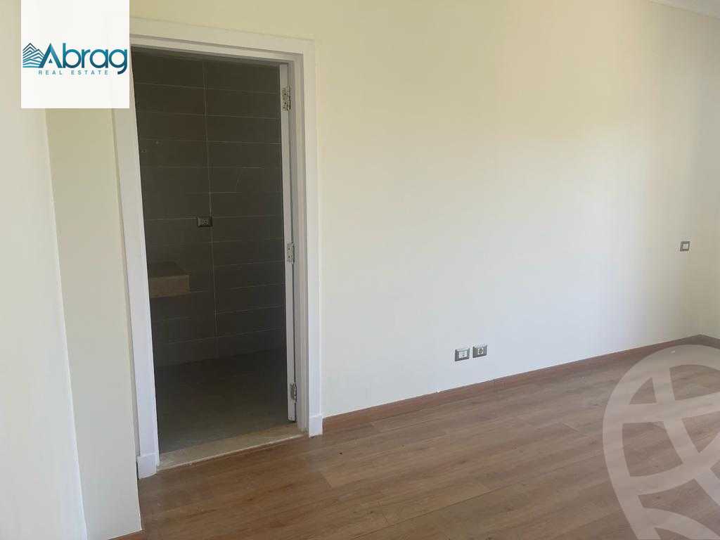 https://aqarmap.com.eg/en/listing/4222495-for-rent-cairo-6th-of-october-compound-palm-parks