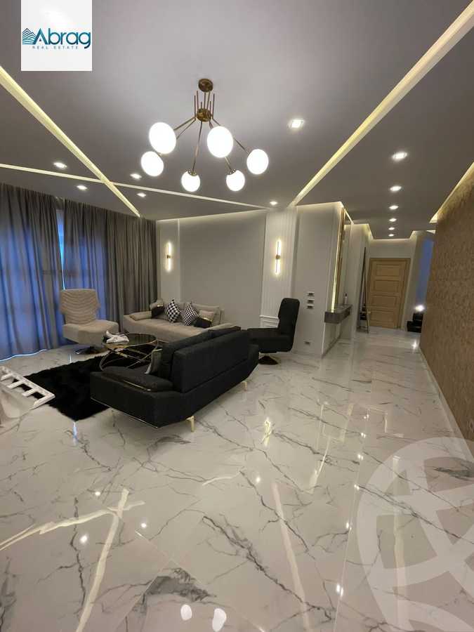 https://aqarmap.com.eg/en/listing/4276310-for-sale-cairo-el-sheikh-zayed-city-compounds-in-sheikh-zayed-casa