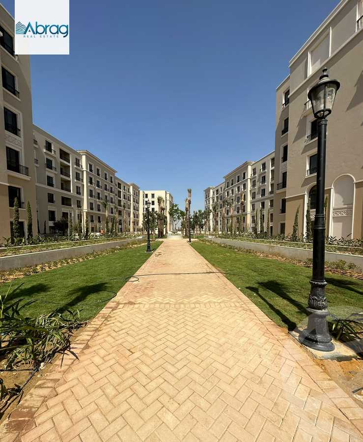 https://aqarmap.com.eg/en/listing/5029342-for-sale-cairo-el-sheikh-zayed-city-compounds-kmbwnd-fyldj-wyst-dr-llttwyr