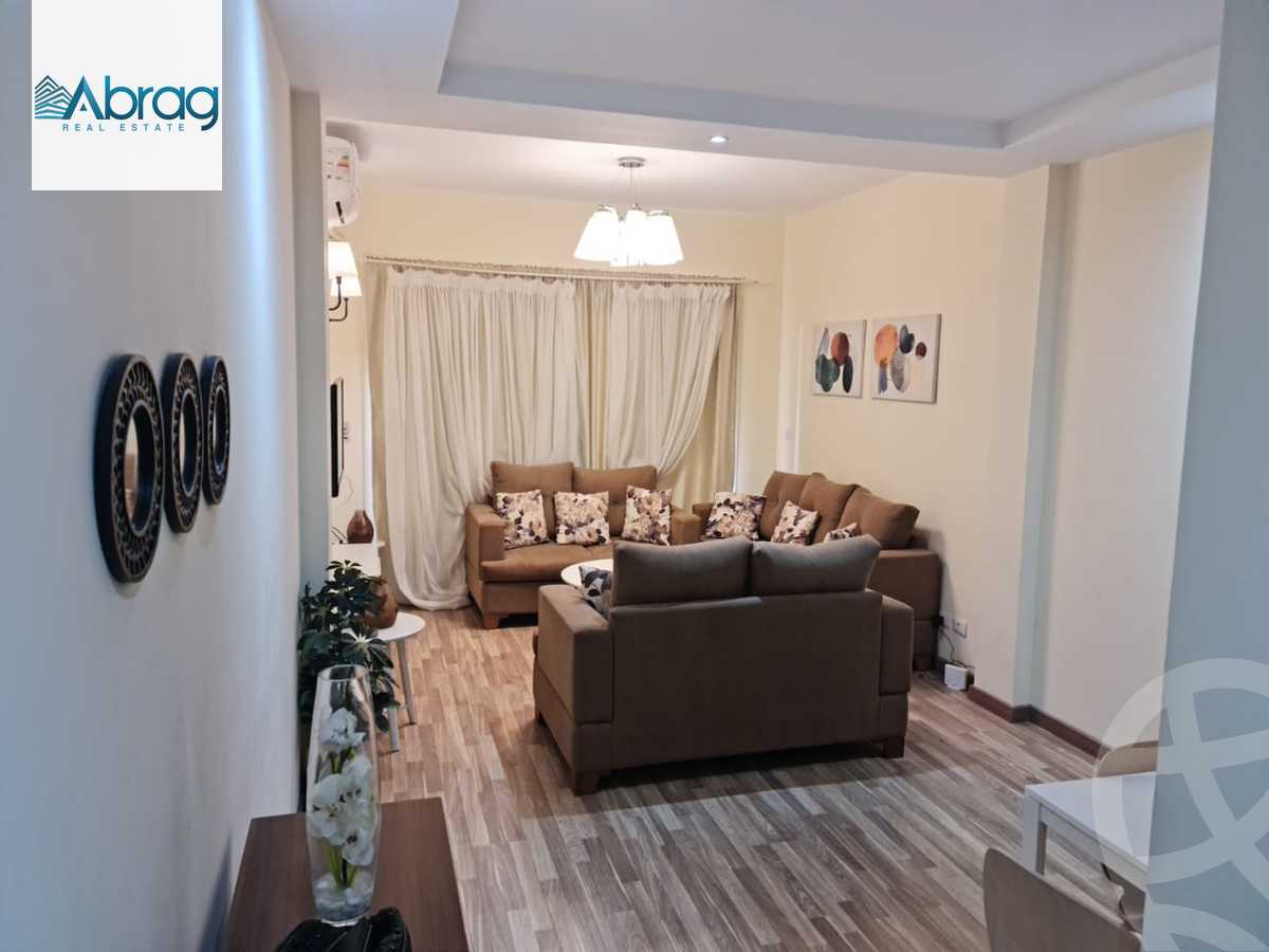 https://aqarmap.com.eg/ar/listing/5031579-for-rent-cairo-el-sheikh-zayed-city-compounds-dh-drys