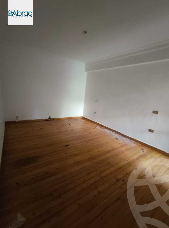 https://aqarmap.com.eg/en/listing/5256582-for-sale-cairo-el-sheikh-zayed-city-compounds-hadayek-el-mohandiseen