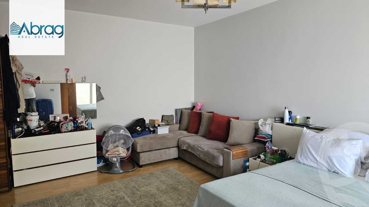 https://aqarmap.com.eg/en/listing/5259131-for-sale-cairo-el-sheikh-zayed-city-compounds-zayed-2000