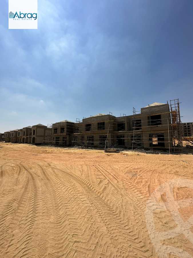 https://aqarmap.com.eg/ar/listing/5432492-for-sale-cairo-el-sheikh-zayed-city-compounds-kmbwnd-fyldj-wyst-dr-llttwyr
