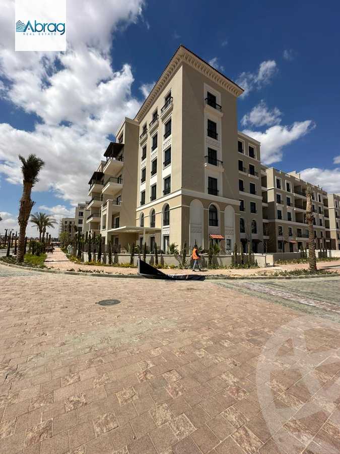 https://aqarmap.com.eg/ar/listing/5460513-for-sale-cairo-el-sheikh-zayed-city-compounds-kmbwnd-fyldj-wyst-dr-llttwyr