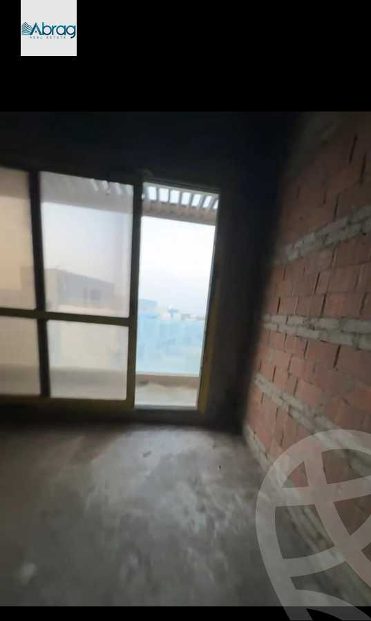 https://aqarmap.com.eg/ar/listing/6543739-for-sale-cairo-el-sheikh-zayed-city-compounds-el-patio-zahraa