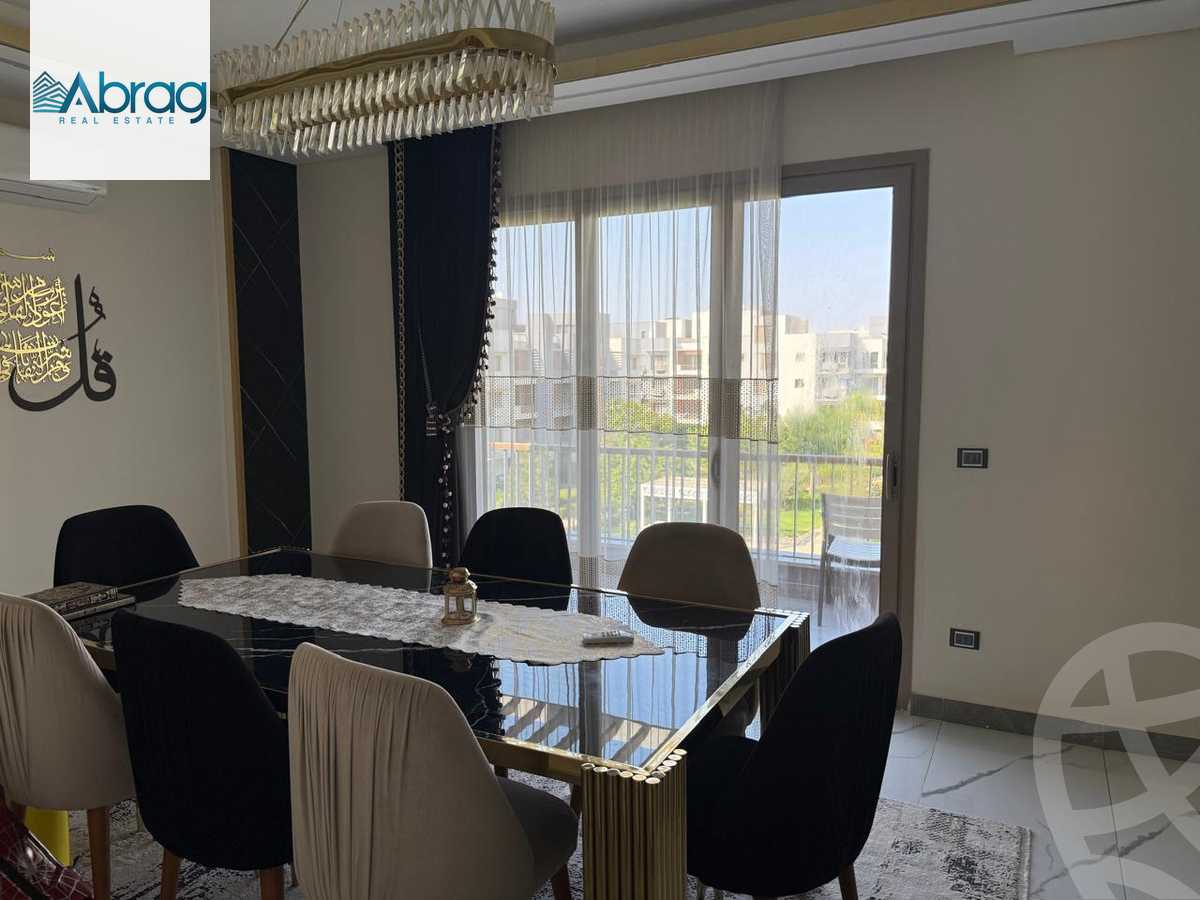 https://aqarmap.com.eg/en/listing/6551797-for-sale-cairo-el-sheikh-zayed-city-compounds-the-courtyard