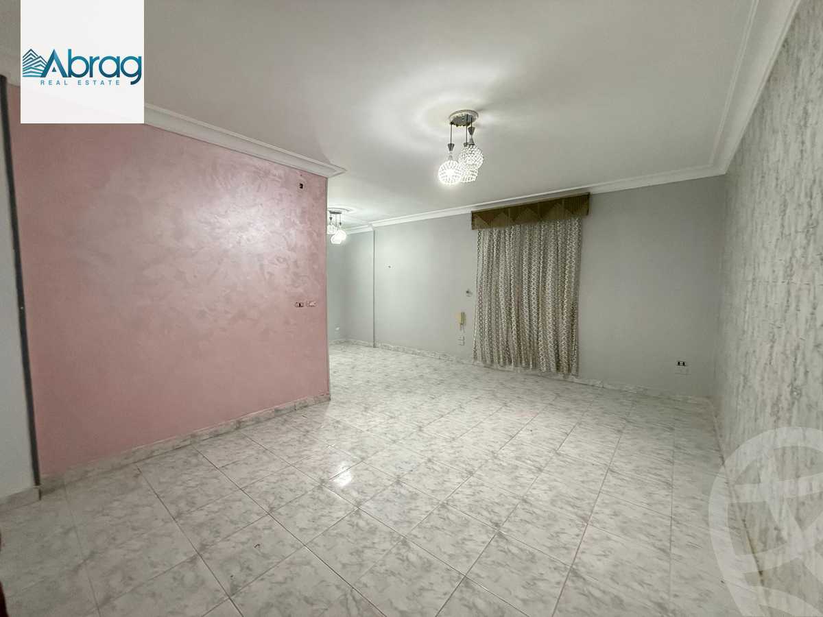 https://aqarmap.com.eg/en/listing/6569501-for-rent-cairo-el-sheikh-zayed-city-compounds-zayed-2000