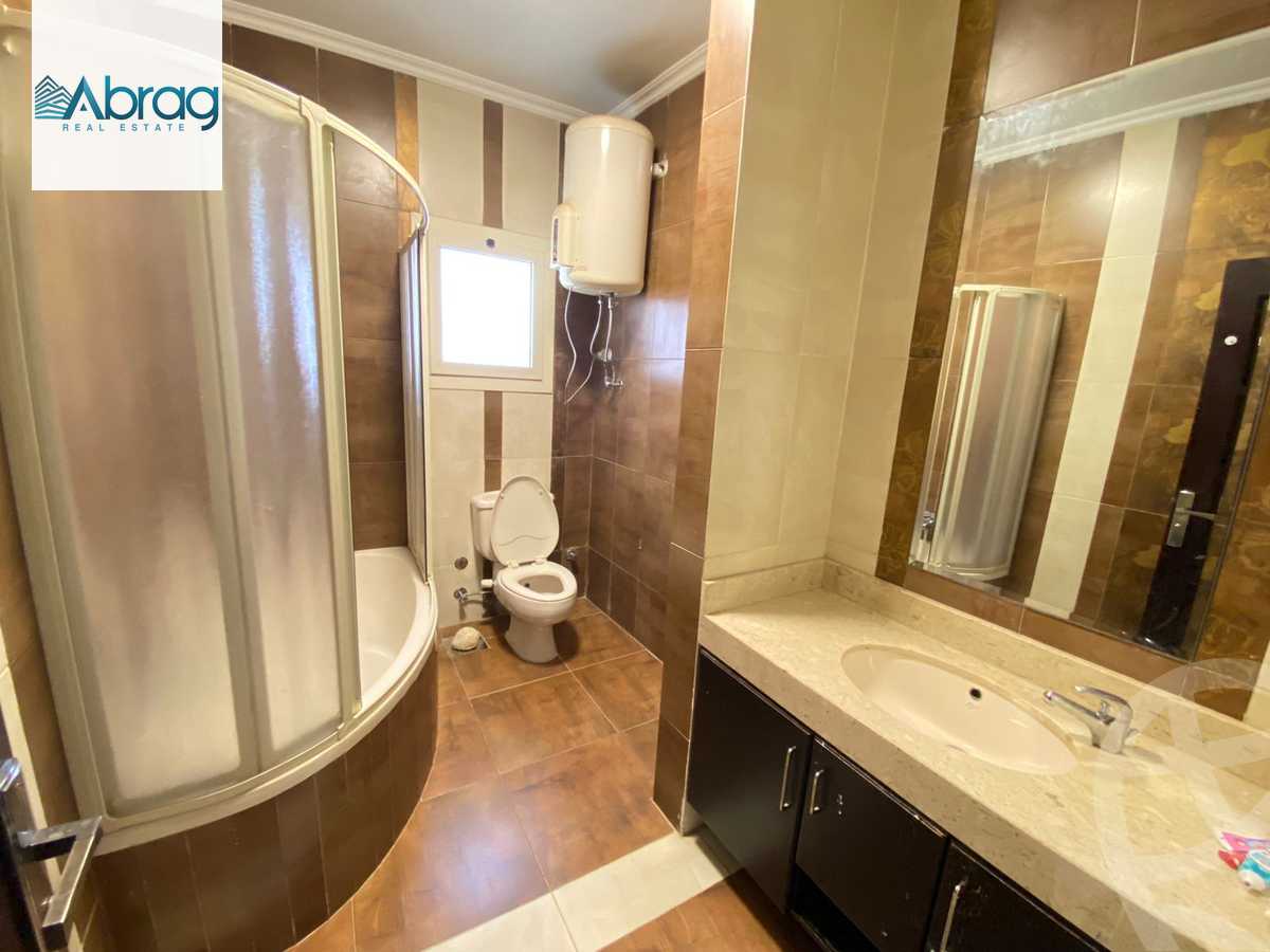 https://aqarmap.com.eg/en/listing/4102434-for-sale-cairo-el-sheikh-zayed-city-compounds-greens