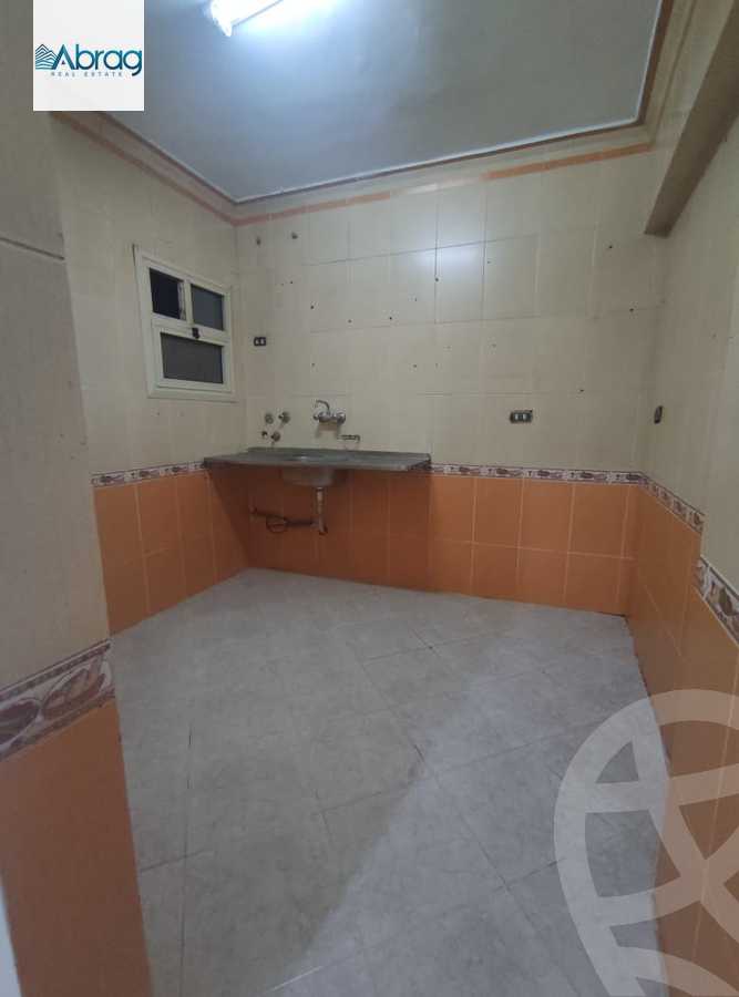 https://aqarmap.com.eg/ar/listing/4201497-for-rent-cairo-el-sheikh-zayed-city-el-hay-elasher-street-100