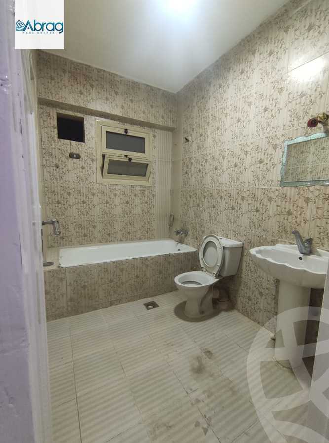 https://aqarmap.com.eg/ar/listing/4201497-for-rent-cairo-el-sheikh-zayed-city-el-hay-elasher-street-100