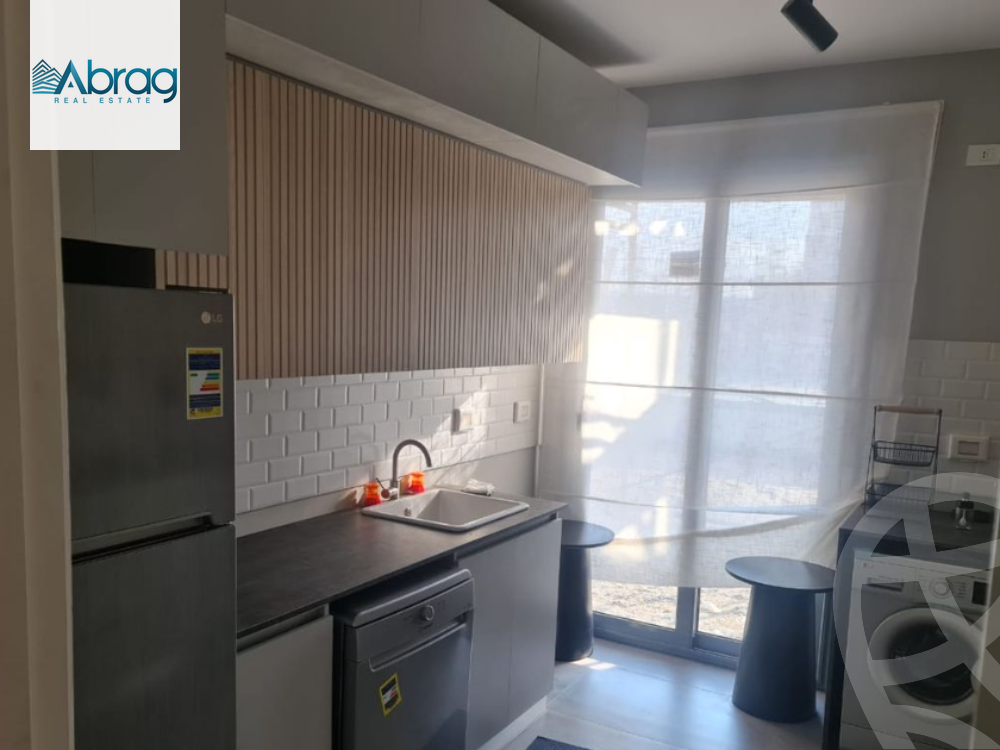 https://aqarmap.com.eg/en/listing/4378731-for-sale-cairo-el-sheikh-zayed-city-compounds-kmbwnd-fyldj-wyst-dr-llttwyr