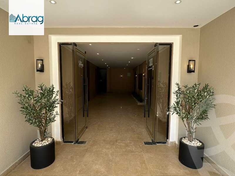 https://aqarmap.com.eg/ar/listing/5752955-for-sale-cairo-el-sheikh-zayed-city-compounds-kmbwnd-fyldj-wyst-dr-llttwyr