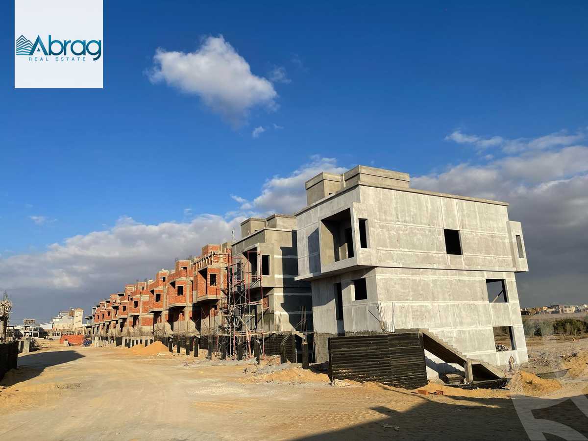 https://aqarmap.com.eg/en/listing/5753055-for-sale-cairo-el-sheikh-zayed-city-lshykh-zyd-ljdyd-zayed-greens-2-compound-location-development