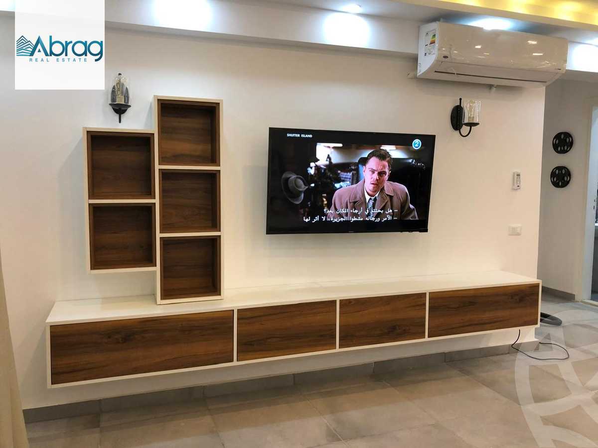 https://aqarmap.com.eg/en/listing/5759552-for-sale-cairo-el-sheikh-zayed-city-compounds-green-3