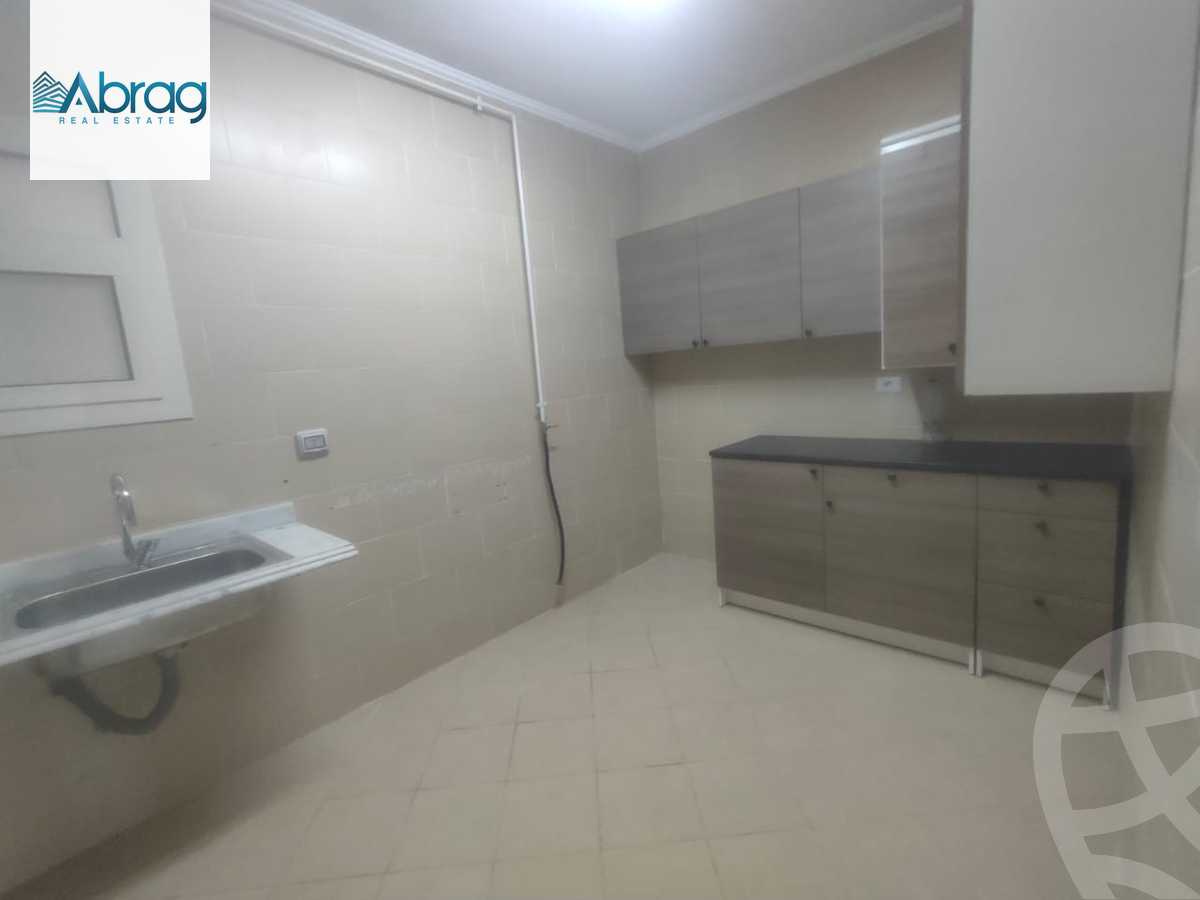 https://aqarmap.com.eg/ar/listing/5867951-for-rent-cairo-el-sheikh-zayed-city-compounds-dh-drys
