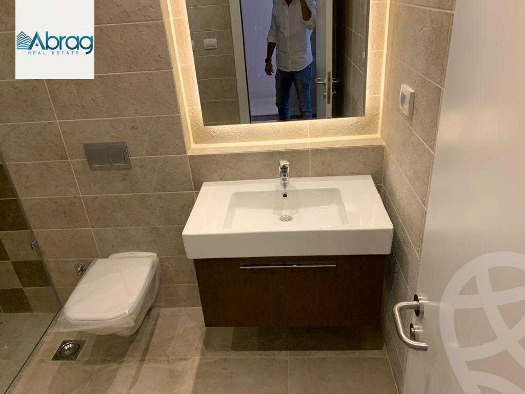 https://aqarmap.com.eg/ar/listing/5868055-for-rent-cairo-el-sheikh-zayed-city-compounds-zyd-wr-llttwyr-park-towers-zed-el-sheikh-zayed-compound