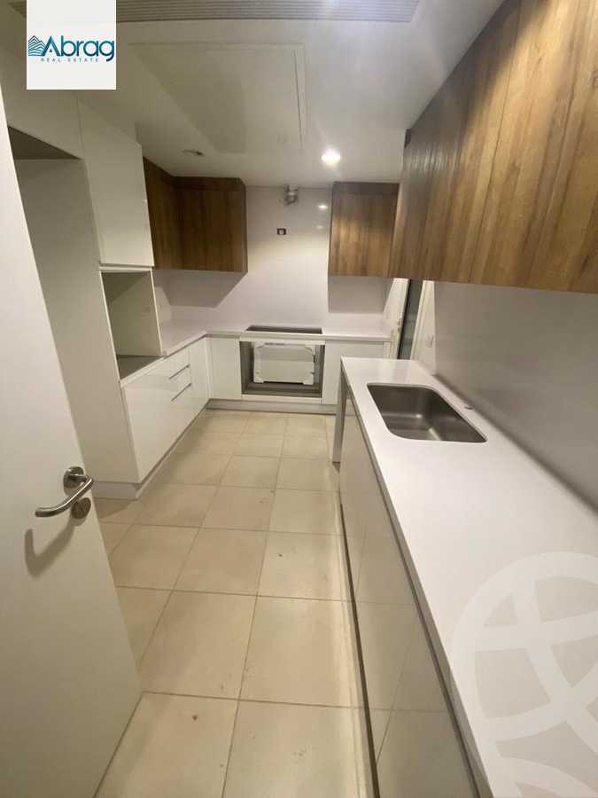 https://aqarmap.com.eg/ar/listing/5868055-for-rent-cairo-el-sheikh-zayed-city-compounds-zyd-wr-llttwyr-park-towers-zed-el-sheikh-zayed-compound