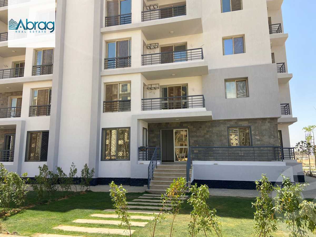 https://aqarmap.com.eg/en/listing/5980328-for-sale-cairo-el-sheikh-zayed-city-lshykh-zyd-ljdyd-west-view-residence-hdp
