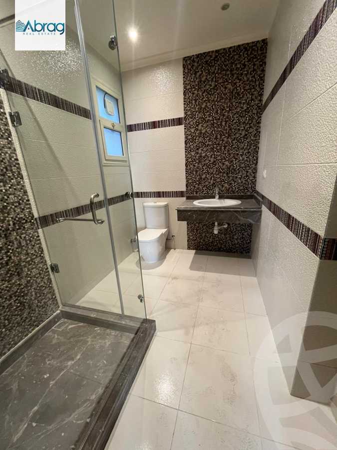 https://aqarmap.com.eg/ar/listing/6063317-for-rent-cairo-el-sheikh-zayed-city-compounds-kmbwnd-wyst-twn-swdyk