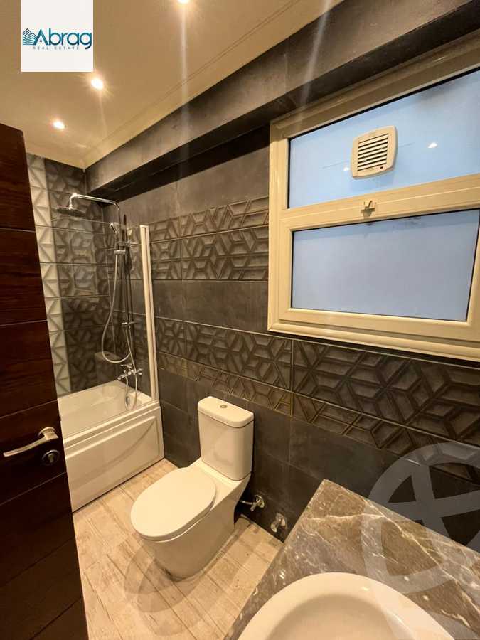 https://aqarmap.com.eg/ar/listing/6063317-for-rent-cairo-el-sheikh-zayed-city-compounds-kmbwnd-wyst-twn-swdyk
